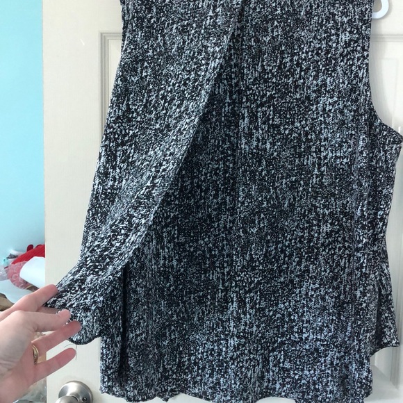 Violet and Claire top - Picture 5 of 6